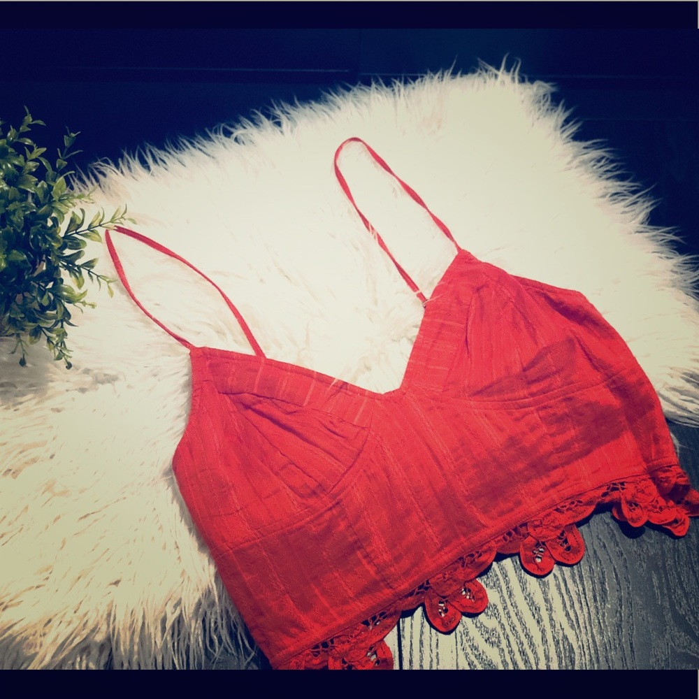 FREE PEOPLE LACE CROP TOP
